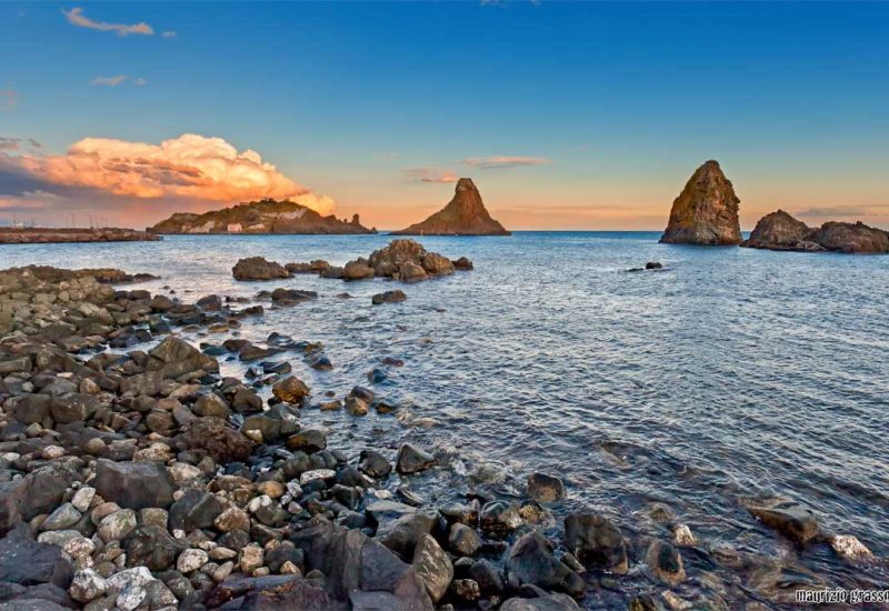 cyclops-bay-etna-shore-tours